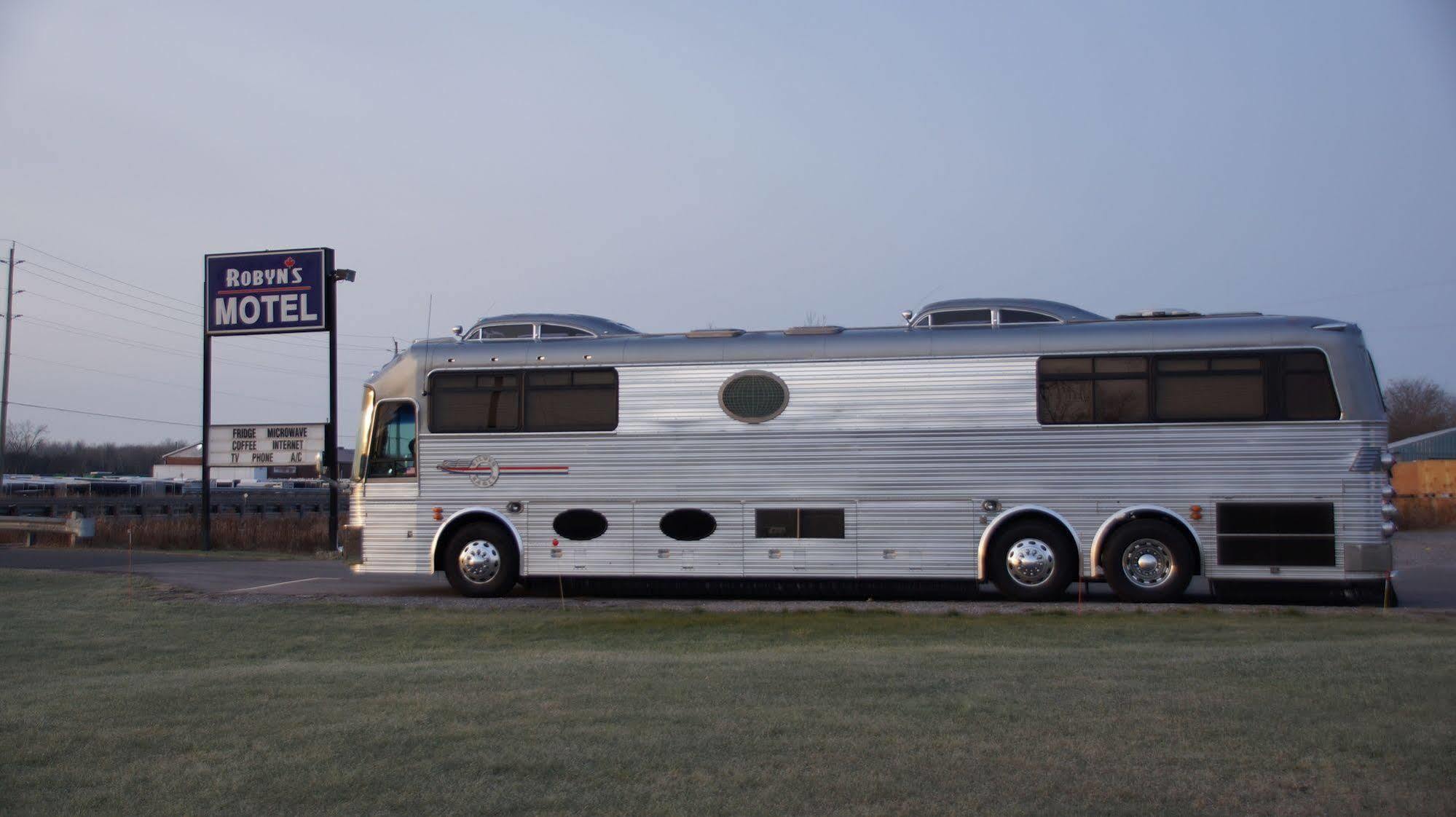 Robyn'S Motel Peterborough Exterior foto