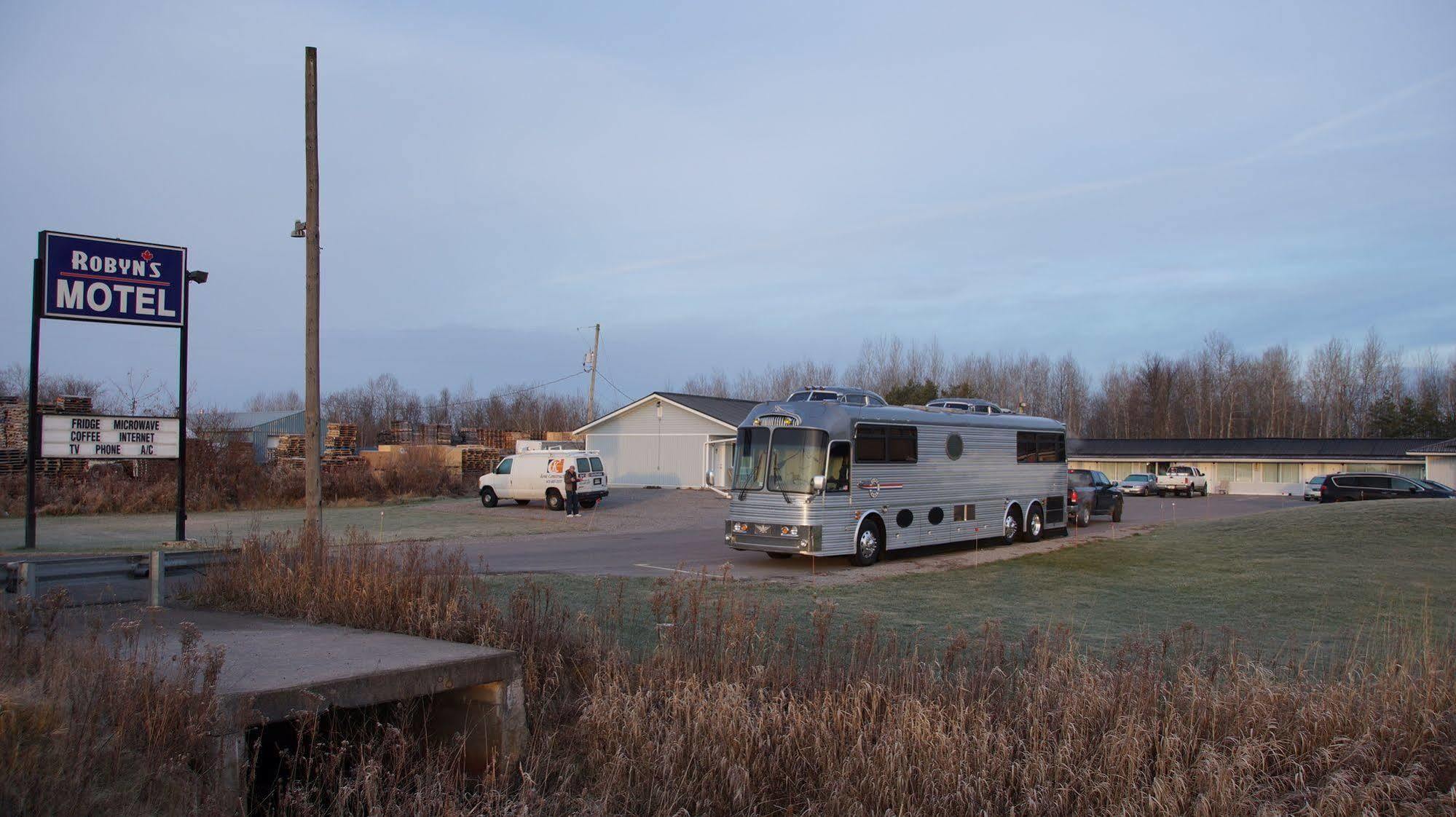Robyn'S Motel Peterborough Exterior foto